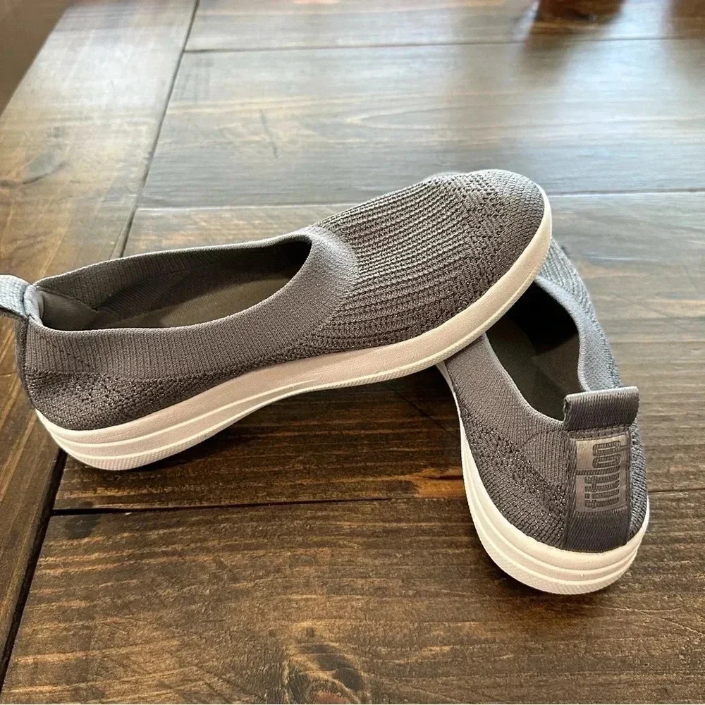 FitFlop Women's Metallic Pewter Uberknit Slip On Sneakers Size 7.5 GUC